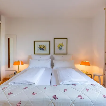 Apartment Haus Halligblick 10